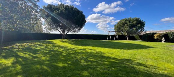 5 bedrooms House in Chartres, France No. 210789 10