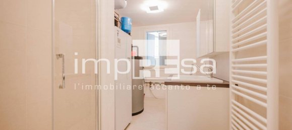 3 bedrooms Villa in Ponzano Veneto, Italy No. 159468 4