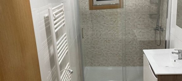 Apartamento de 3 dormitorios en Porto, Portugal No. 51863 9