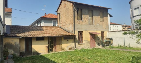 Casa de 8 dormitorios en San Vittore Olona, Italy No. 360725 37