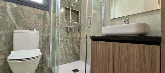 3 bedrooms Apartment in Limassol, Cyprus No. 3883 8