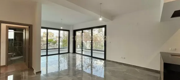 3 bedrooms Apartment in Limassol, Cyprus No. 3883 4