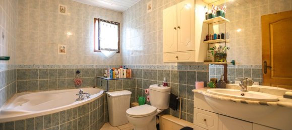 6 bedrooms House in Orgerus, France No. 169447 10