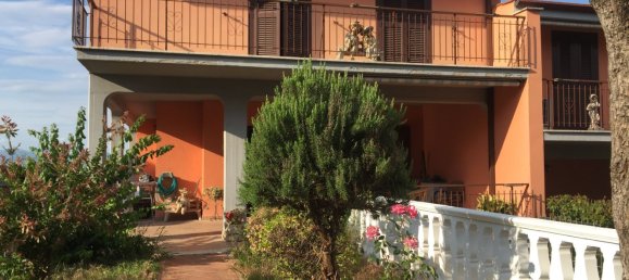 Casa de 8 habitaciónes en Mentana, Italy No. 238380 2