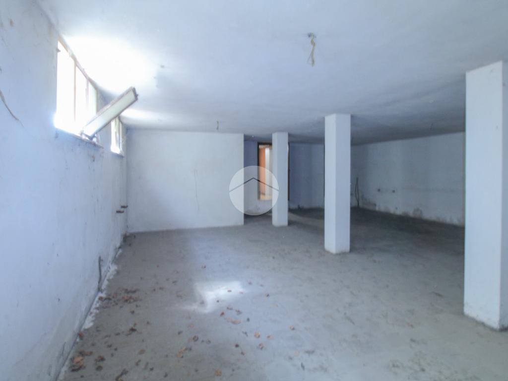 2 rooms Warehouse in Caravaggio, Italy No. 353966