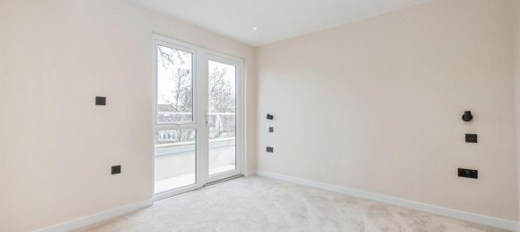 1 bedroom Apartment in Bushey, United Kingdom No. 6239 7
