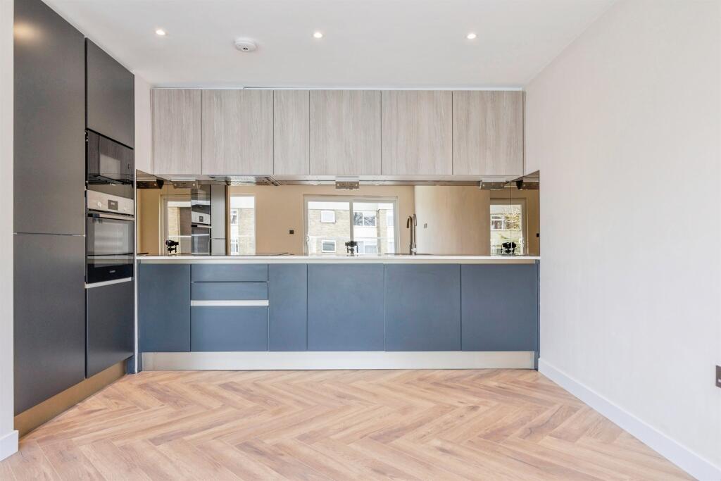 1 bedroom Apartment in Bushey, United Kingdom No. 6239