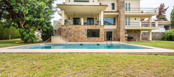 6 غرف نوم منزل في Marbella, Spain رقم 151900 33