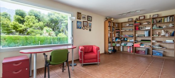 6 غرف نوم منزل في Marbella, Spain رقم 151900 32