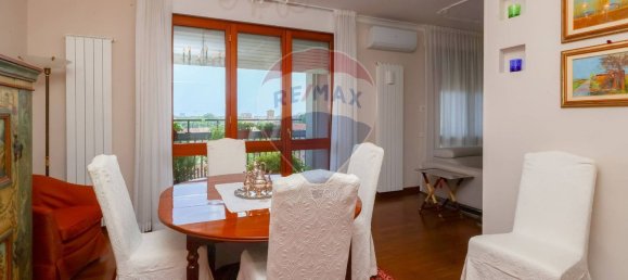 5-salle Penthouse à Padua, Italy No. 282450 11