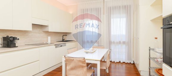 5-salle Penthouse à Padua, Italy No. 282450 24