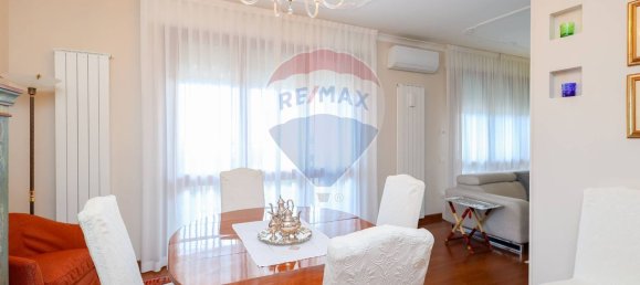 5-salle Penthouse à Padua, Italy No. 282450 5