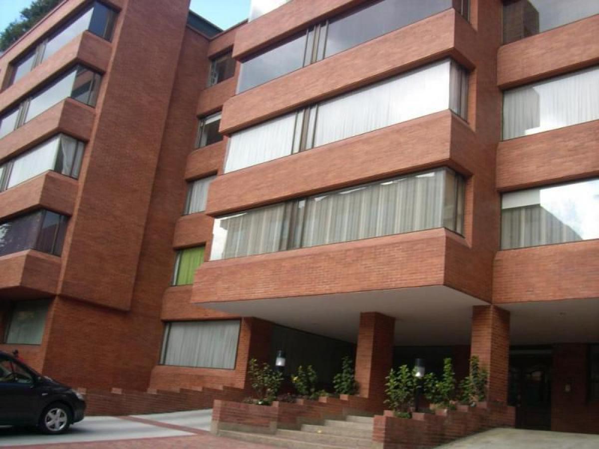 3 bedrooms House in Bogota, Colombia No. 10804