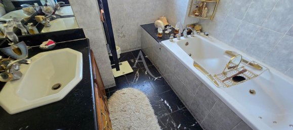 6 bedrooms House in Jargeau, France No. 275814 14