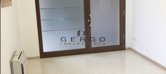 Büro in Castelfranco Veneto, Italy 65m², Nr. 216266 2