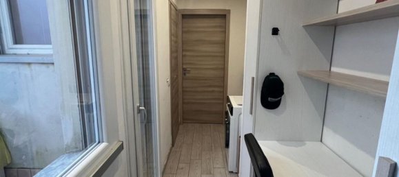 2-salle Appartement à Parma, Italy No. 23981 5