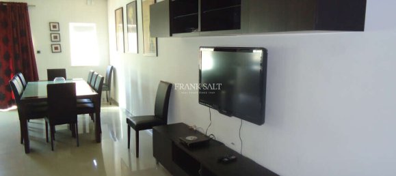 2 Schlafzimmer Wohnung in Swieqi, Malta, Nr. 8510 3