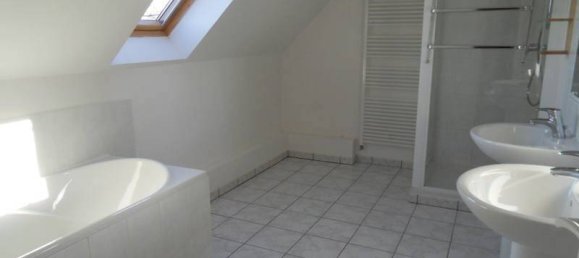 Casa de 4 dormitorios en Remy, France No. 92344 5