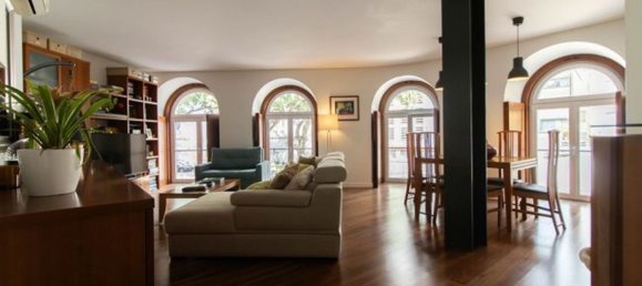 3 bedrooms Apartment in Lisbon, Portugal No. 128891 2