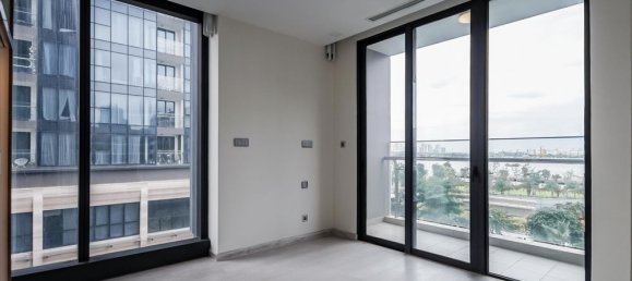 3 bedrooms Apartment in District 1, Vietnam No. 18353 10