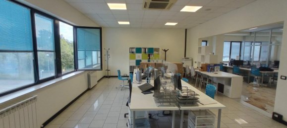 4 rooms Office in Siena, Italy No. 48841 10