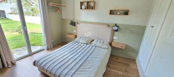 Casa de 4 dormitorios en Osny, France No. 163835 7