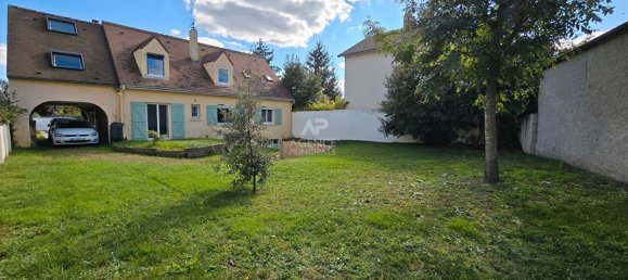 Casa de 4 dormitorios en Osny, France No. 163835 15