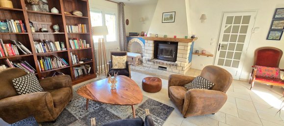 Casa de 4 dormitorios en Osny, France No. 163835 4