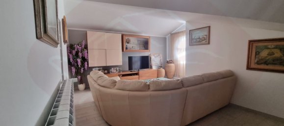 5 Schlafzimmer Doppelhaus in Signa, Italy, Nr. 330423 14