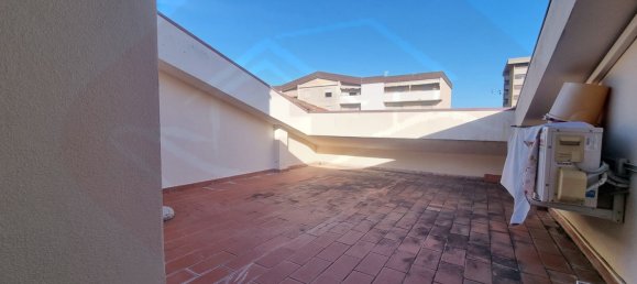 5 Schlafzimmer Doppelhaus in Signa, Italy, Nr. 330423 13