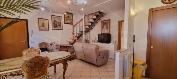 5 Schlafzimmer Doppelhaus in Signa, Italy, Nr. 330423 4