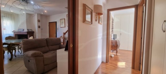 5 Schlafzimmer Doppelhaus in Signa, Italy, Nr. 330423 7