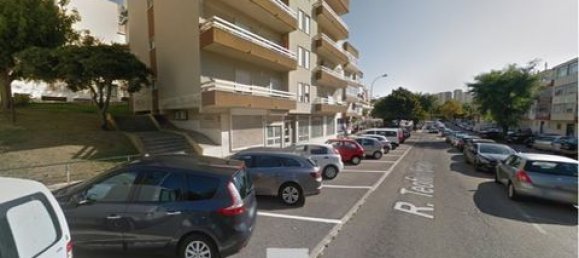 2 غرف نوم مكتب في Amadora, Portugal رقم 147689 2