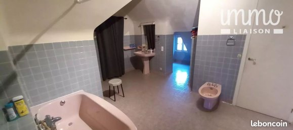 3 Schlafzimmer Haus in La Ferte-Saint-Cyr, France, Nr. 63158 15