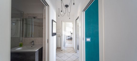 4 bedrooms Apartment in Rome, Italy No. 357043 5