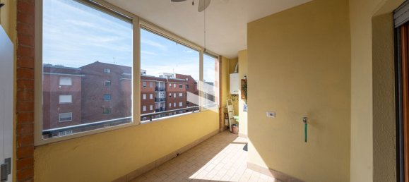 4 bedrooms Apartment in Rome, Italy No. 357043 8