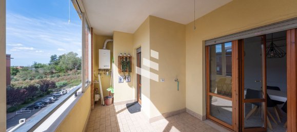4 bedrooms Apartment in Rome, Italy No. 357043 10