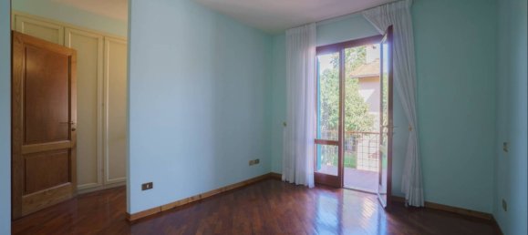 2 Schlafzimmer Haus in Montecatini Terme, Italy, Nr. 119854 10