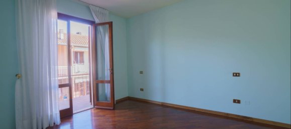 2 Schlafzimmer Haus in Montecatini Terme, Italy, Nr. 119854 9