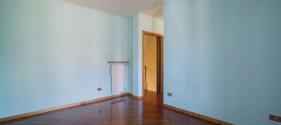 2 Schlafzimmer Haus in Montecatini Terme, Italy, Nr. 119854 11