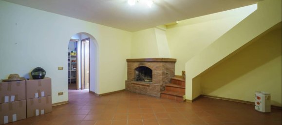 2 Schlafzimmer Haus in Montecatini Terme, Italy, Nr. 119854 45