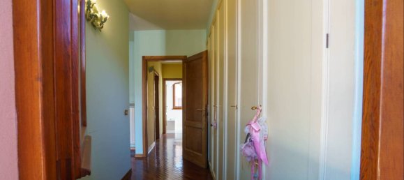 2 Schlafzimmer Haus in Montecatini Terme, Italy, Nr. 119854 19