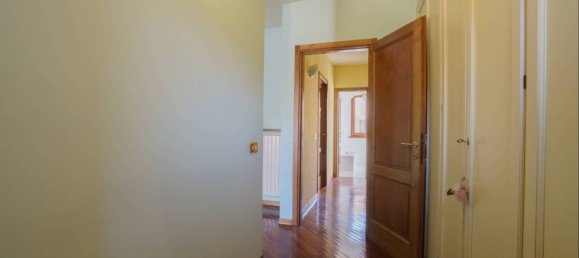 2 Schlafzimmer Haus in Montecatini Terme, Italy, Nr. 119854 15