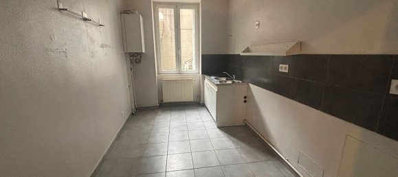 2 chambres Appartement à Saint-Étienne, France No. 341375 3