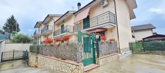 3 Schlafzimmer Villa in Labico, Italy, Nr. 357035 3