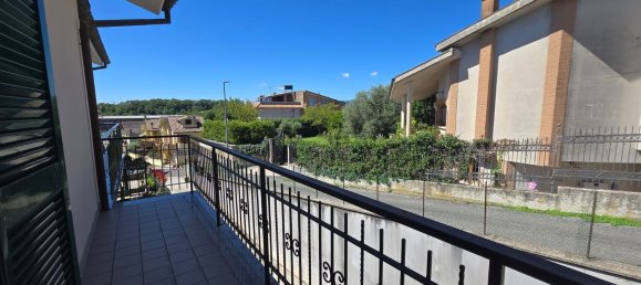 3 Schlafzimmer Villa in Labico, Italy, Nr. 357035 23