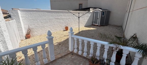 Квартира с 2 спальнями в Сьюдад Кесада, Испания № 133297 2