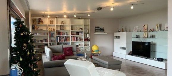 Здание с 8 спальнями в Бад-Дюркхайм, Германия № 15218 5