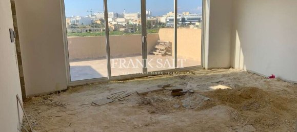 Ático de 2 dormitorios en Qormi, Malta No. 1749 10