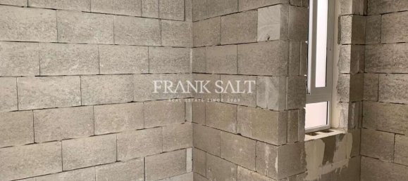 Ático de 2 dormitorios en Qormi, Malta No. 1749 6